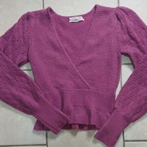 URBAN OUTFITTERS Womens Size S Magenta V-Neck Sweater